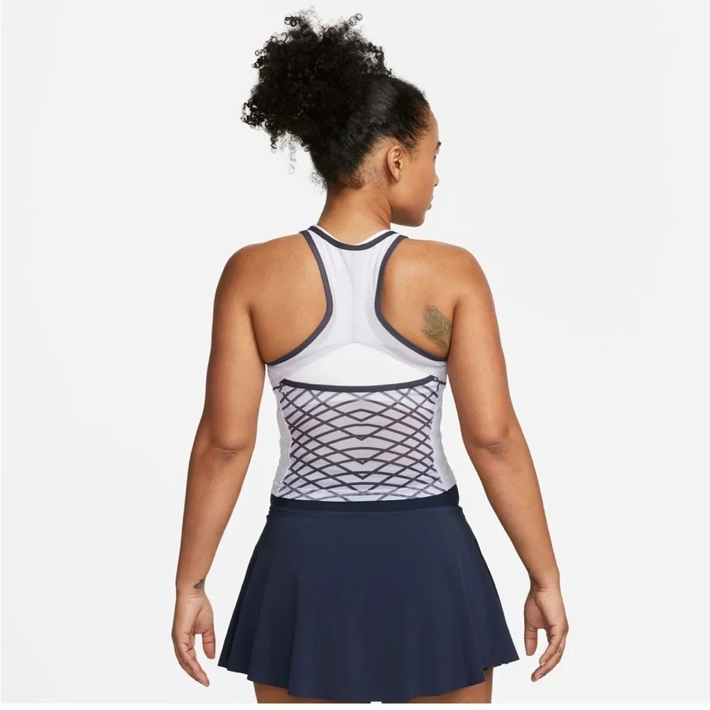Nike Dri Fit - Picture 2 of 14